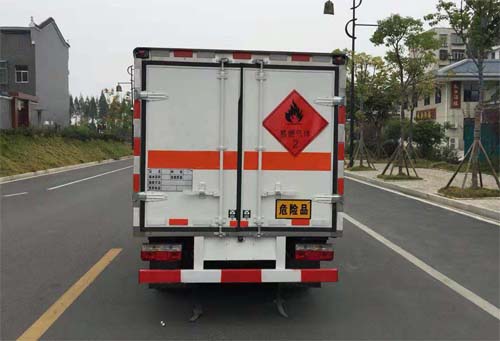 SZD5035XRQE6型易燃?xì)怏w廂式運(yùn)輸車(國(guó)六)