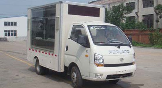 福田時(shí)代LED廣告宣傳車(chē)