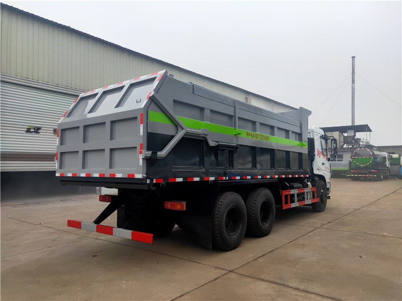 東風(fēng)后雙橋20方污泥運輸車